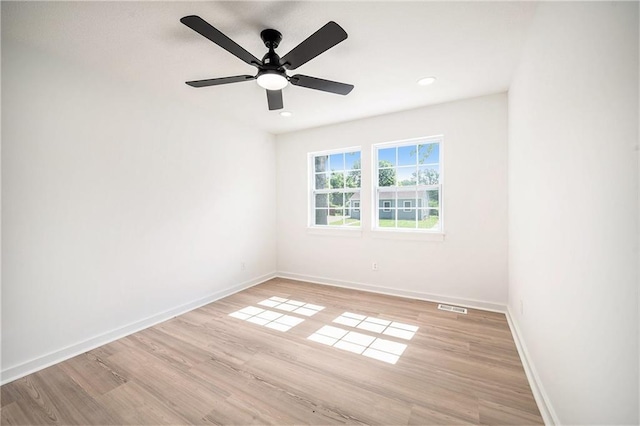 714 N Rogers St, Independence, MO 64050 - unfurnished room with light wood-style flooring, recessed lighting, and a ceiling fan