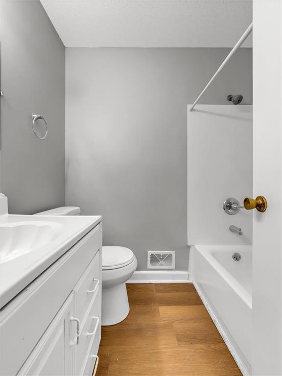 5220 Overton Ave, Kansas City, MO 64133 - photo 19