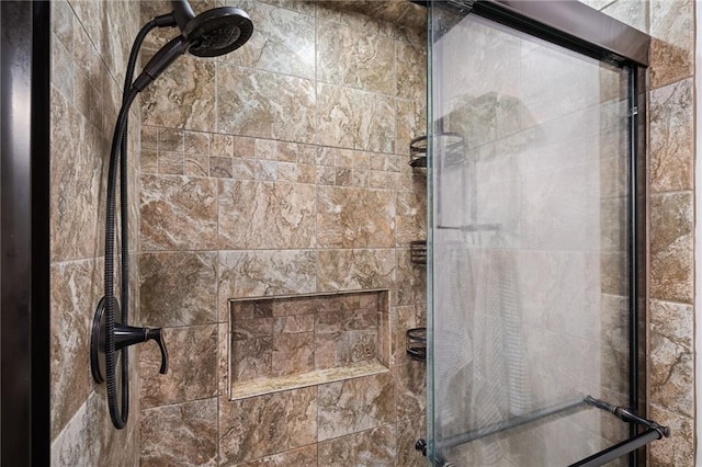 2102 W Dennis Ave, Olathe, KS 66061 - full bath featuring a stall shower