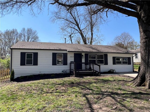 8819 E 80th Ter, Raytown, MO 64138 - photo 2