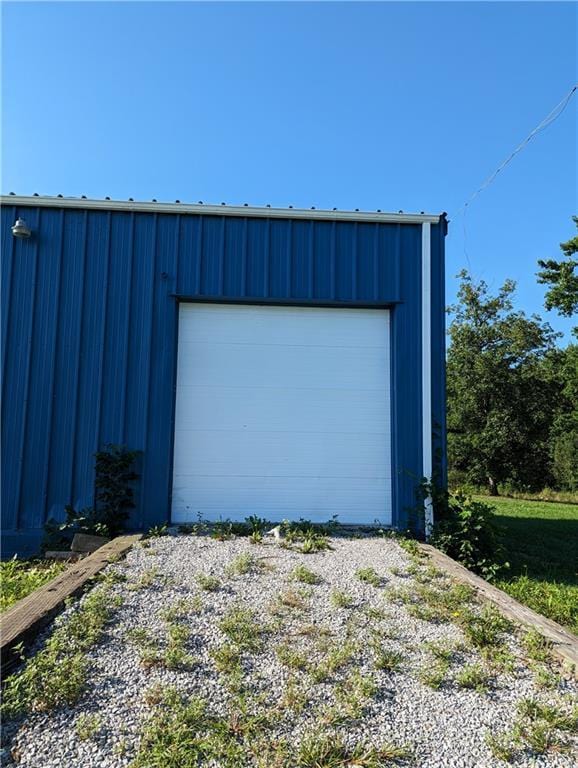 700 W 40th Hwy, Sweet Springs, MO 65351 - view of garage