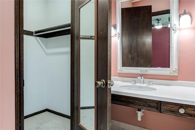 12253 W 104th St, Lenexa, KS 66215 - bathroom featuring a sink