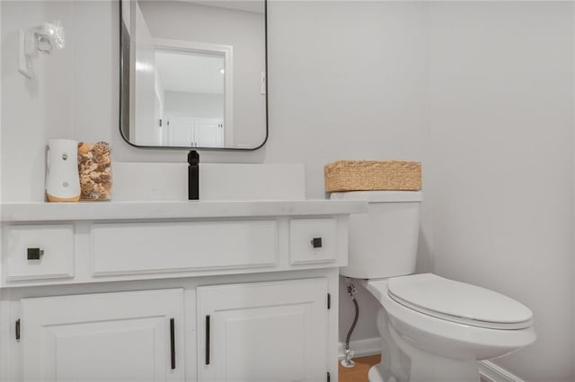 222 Chippewa Ln, Lake Winnebago, MO 64034 - half bath featuring toilet and vanity