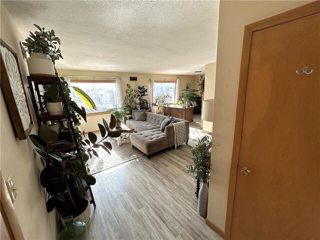 315 W 4th St, Maryville, MO 64468 - photo 3