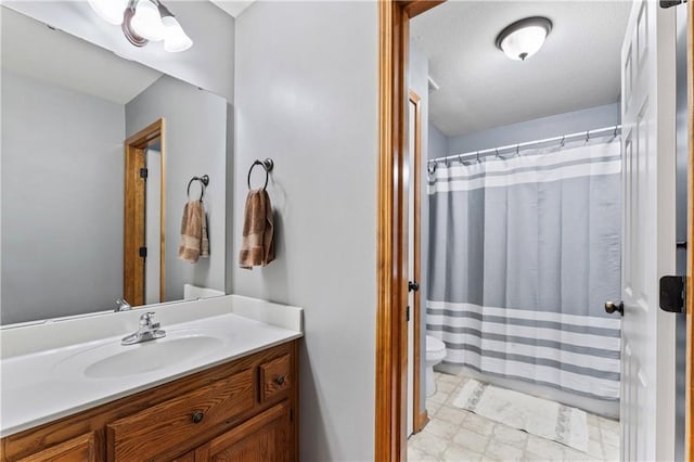 8110 NE 72nd Ter, Kansas City, MO 64158 - full bathroom featuring toilet, curtained shower, and vanity