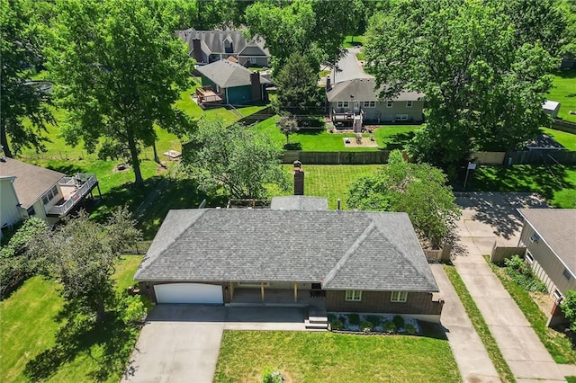 aerial view of property and surrounding area