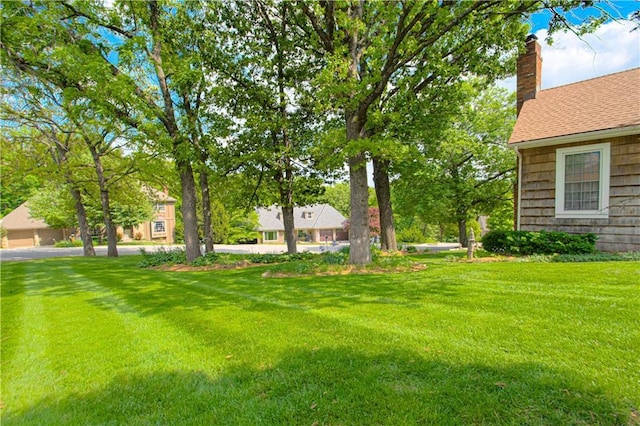 13605 W 48th St, Shawnee, KS 66216 - view of grassy yard
