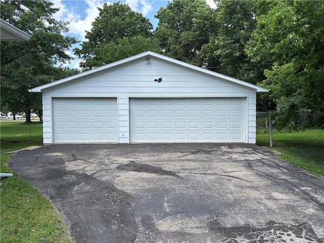 214 W 5th St, Lebo, KS 66856 - view of detached garage
