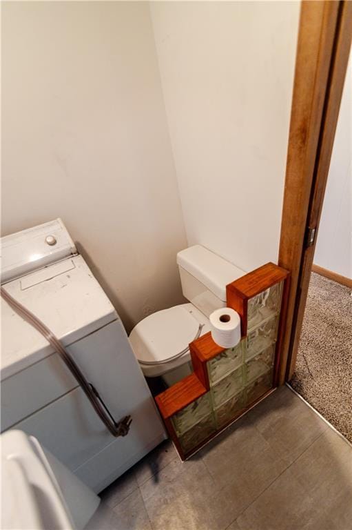 717 Y St, Atchison, KS 66002 - half bath featuring toilet