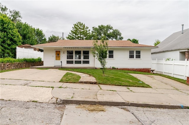 717 Y St, Atchison, KS 66002 - view of front of house
