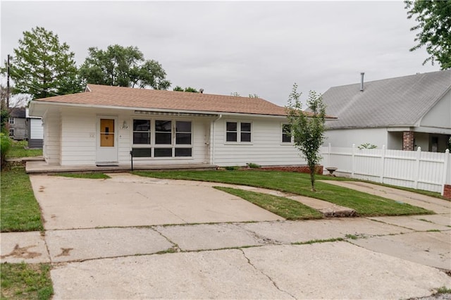 717 Y St, Atchison, KS 66002 - view of front of property