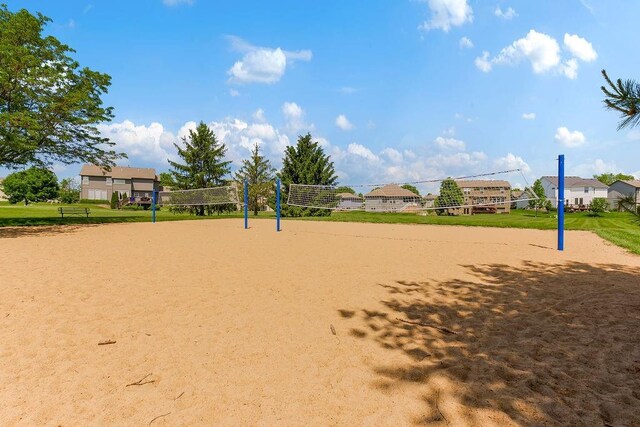 21287 W 116th St, Olathe, KS 66061 - surrounding community featuring volleyball court