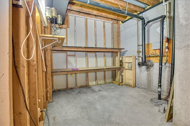 120 NW Whitlock Dr, Lees Summit, MO 64081 - view of unfinished below grade area