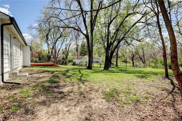 view of yard featuring fence