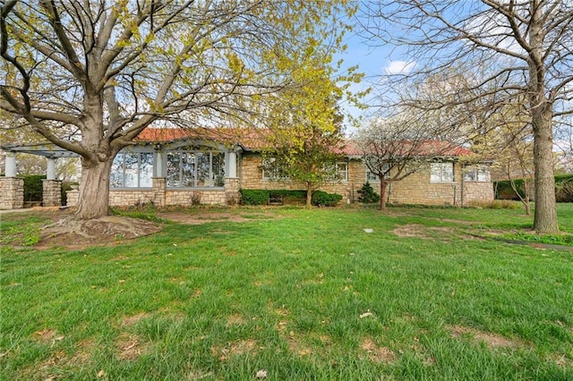 6721 Santa Fe Dr, Overland Park, KS 66204 - view of yard