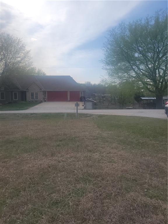 38 Woodland Ln, Linn Valley, KS 66040