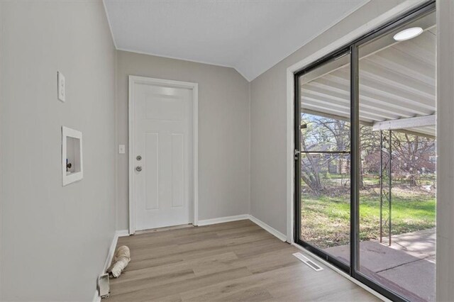 8401 Blue Ridge Blvd, Kansas City, MO 64138 - photo 9