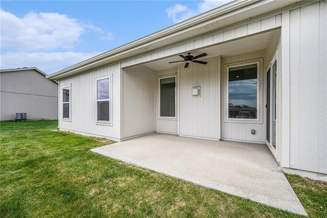 19703 W 196th St, Spring Hill, KS 66083 - view of patio with ceiling fan