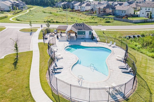 19703 W 196th St, Spring Hill, KS 66083 - community pool with a residential view