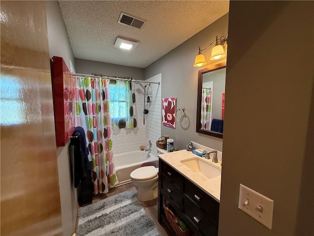 1200 Susan St, Kearney, MO 64060 - full bathroom with a textured ceiling, toilet, vanity, shower / bathtub combination with curtain, and wood finished floors