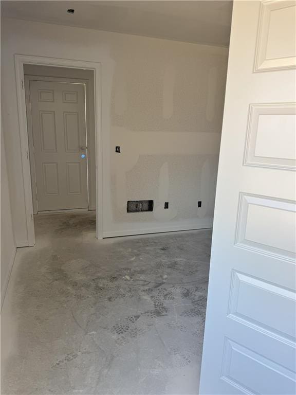 2107 Brook Ridge Cir, Tonganoxie, KS 66086 - unfurnished room with concrete floors