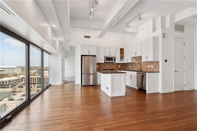 1101 Walnut St Unit 1202, Kansas City, MO 64106 - photo 5