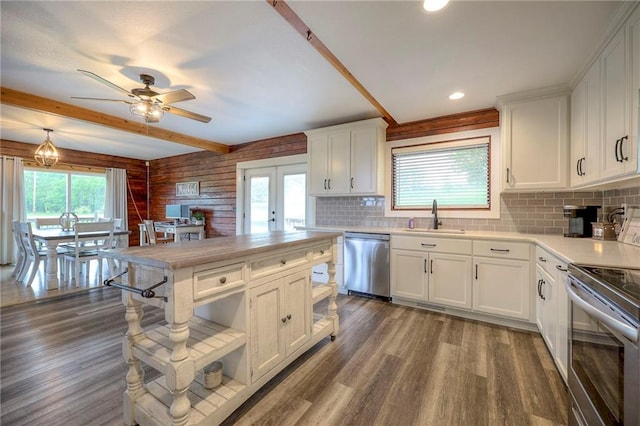43 901st Rd, Clinton, MO 64735 - kitchen featuring a sink, ceiling fan, appliances with stainless steel finishes, and dark wood-style flooring