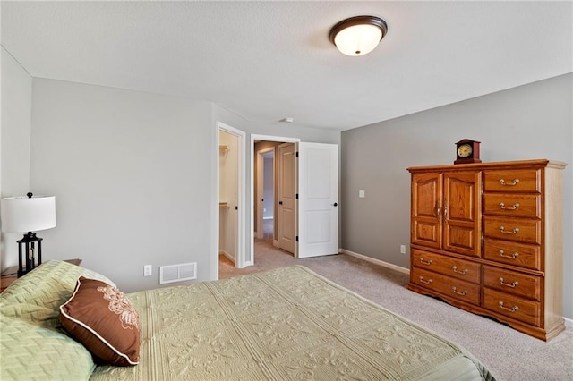 6840 Belmont Dr, Shawnee, KS 66226 - bedroom with light carpet