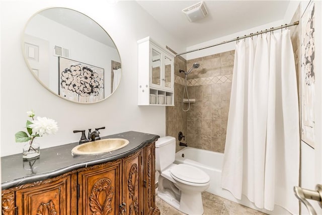 full bath featuring toilet, vanity, and shower / bath combination with curtain