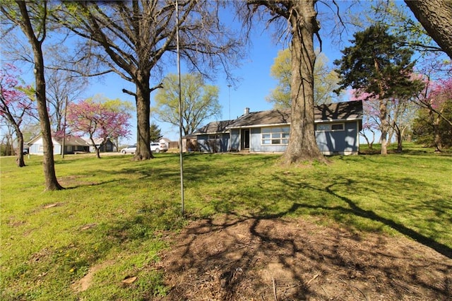 25388 Chieftain Rd, Lawrence, KS 66044 - view of yard
