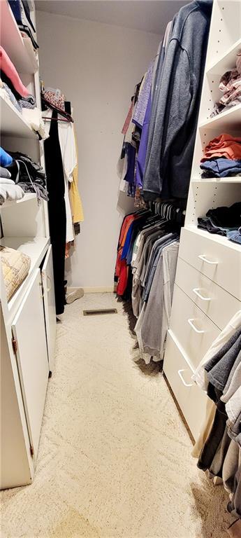 1463 Missouri Rd, Iola, KS 66749 - view of walk in closet