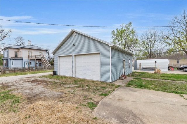 316 W 5th Ave, Garnett, KS 66032 - detached garage with fence