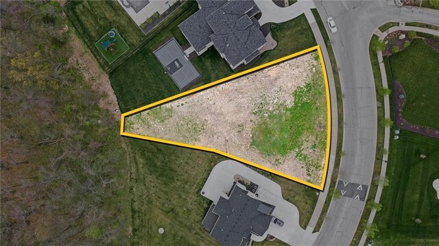 8707 NE Shl Creek Valley Dr, Kansas City, MO 64157