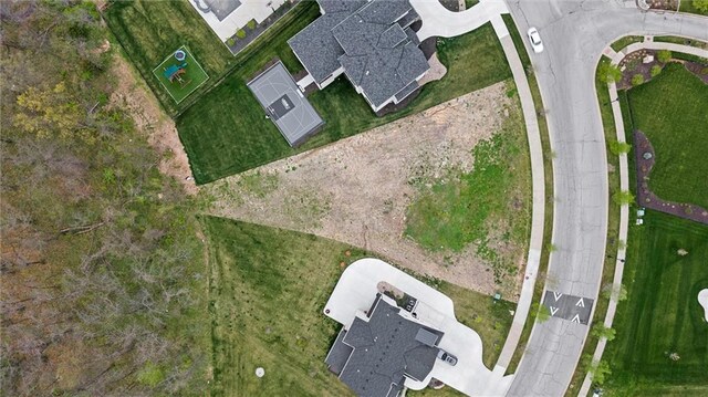 8707 NE Shl Creek Valley Dr, Kansas City, MO 64157