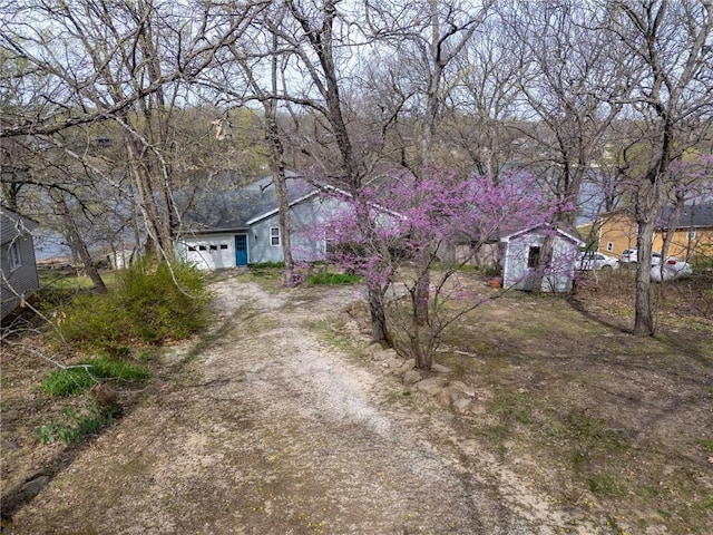 4955 Saratoga Dr, Mclouth, KS 66054 - exterior space with driveway