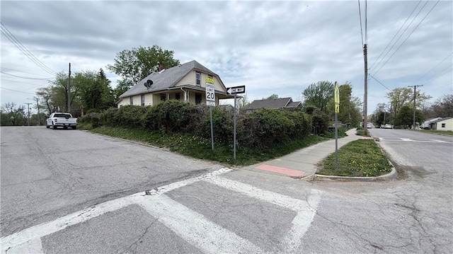2901 Farrow Ave, Kansas City, KS 66104 - view of road featuring sidewalks