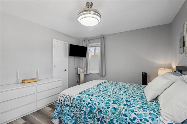 5101 NW Downing St, Blue Springs, MO 64015 - bedroom featuring wood finished floors