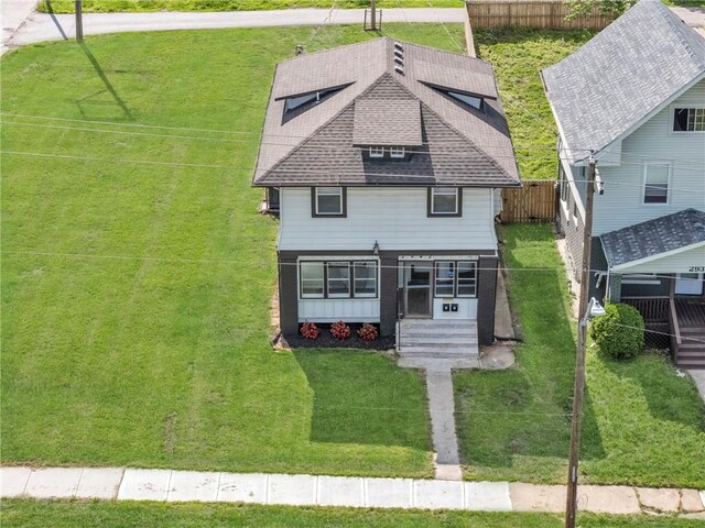 2942 Wayne Ave, Kansas City, MO 64109 - photo 4