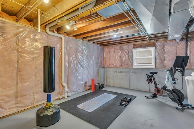16754 W 156th Ter, Olathe, KS 66062 - view of unfinished below grade area
