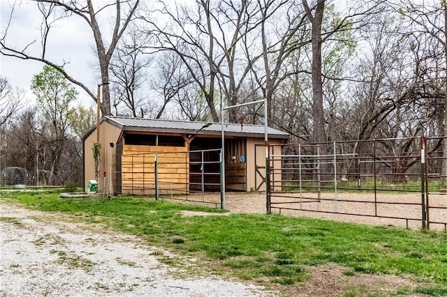 185 SW 51st Rd, Warrensburg, MO 64093 - view of horse barn