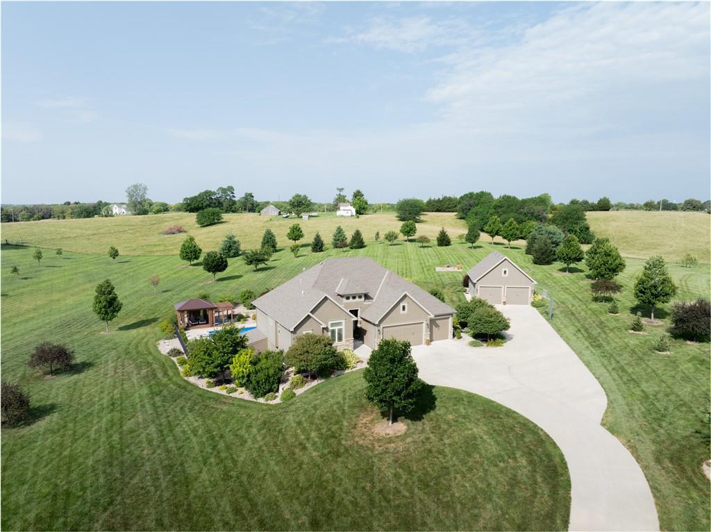 17560 Smiths Mill Rd, Smithville, MO 64089 - photo 1