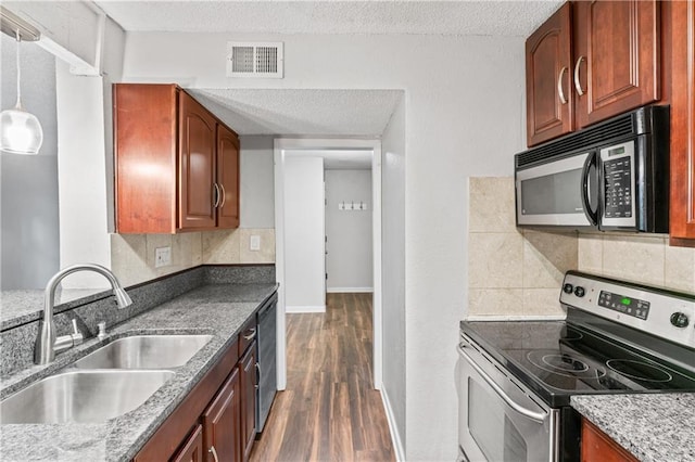 4727 Jarboe St Unit 52, Kansas City, MO 64112 - kitchen featuring electric stove, black microwave, a sink, wood finished floors, and dishwashing machine