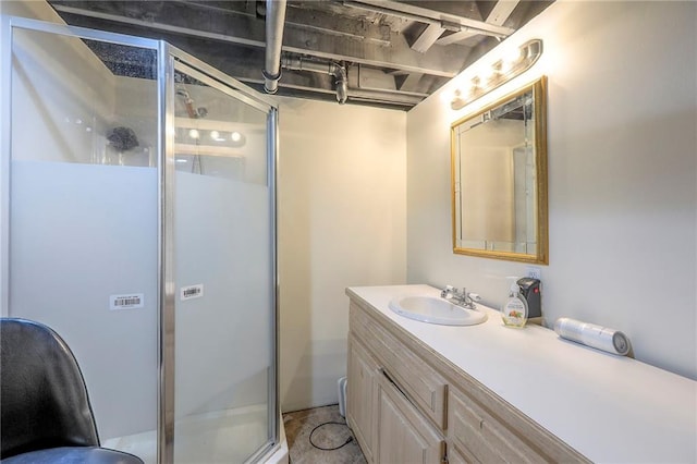 6606 E 135th St, Grandview, MO 64030 - bathroom featuring a shower stall and vanity
