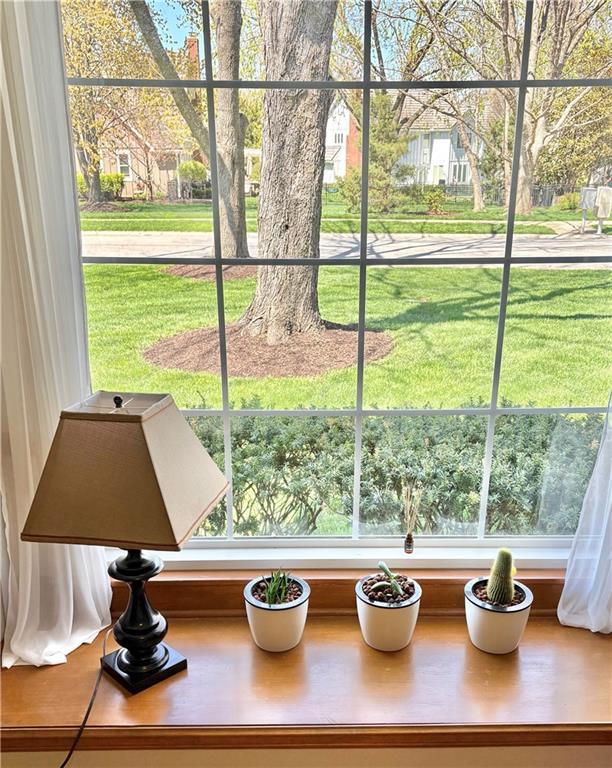 2405 W 123rd Ter, Leawood, KS 66209 - view of details