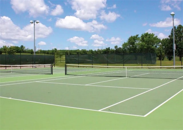 224 NW Locust St, Lees Summit, MO 64064 - view of tennis court
