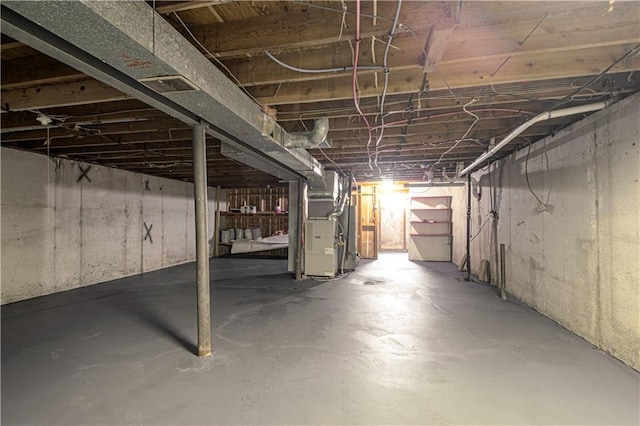 3422 N 71st St, Kansas City, KS 66109 - unfinished basement with heating unit