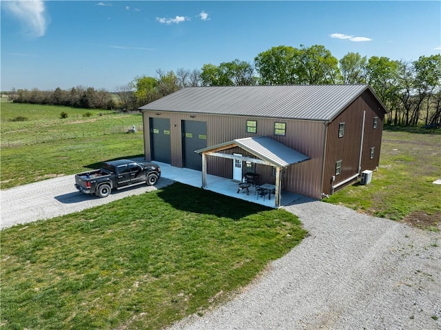 213 E 630th Ave, Girard, KS 66743 - detached garage with driveway