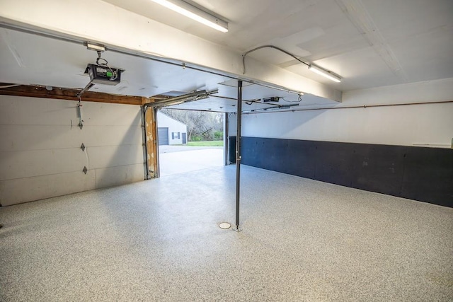 20609 NE 161st St, Kearney, MO 64060 - garage featuring a garage door opener
