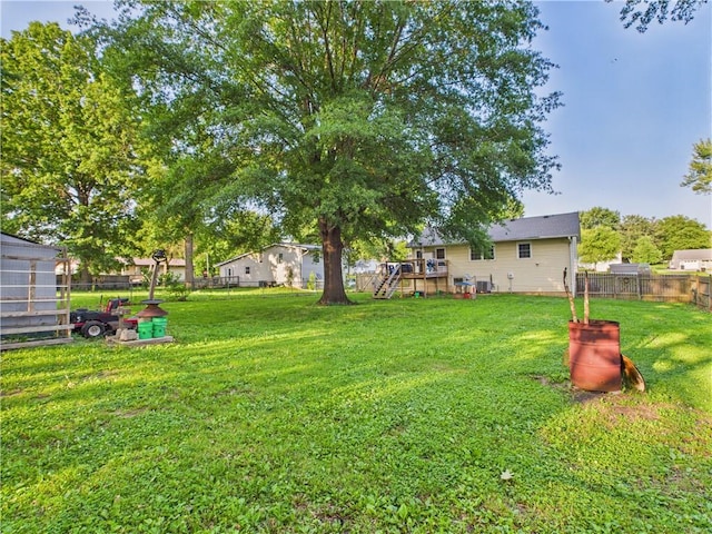 305 California Ave, Windsor, MO 65360 - view of yard