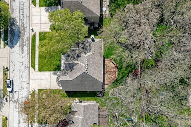 915 NE 102nd St, Kansas City, MO 64155 - view from above of property